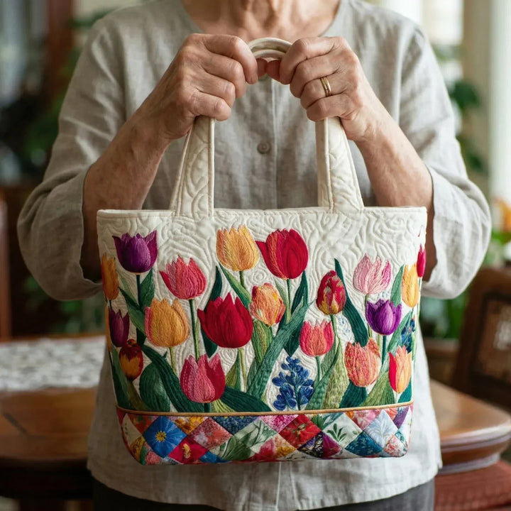 Bolso Acolchado Hecho a Mano – Jardín de Tulipanes